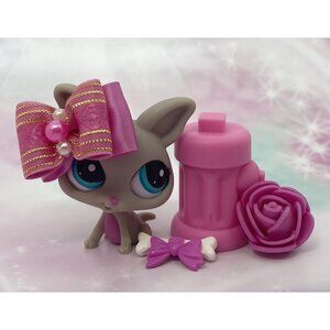 Authentic Littlest Pet Shop # 2031 Gray Pink Blind Bag Chihuahua Wave 3